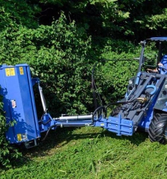 MultiOne-flail-mower-with-side-shift-1030x688